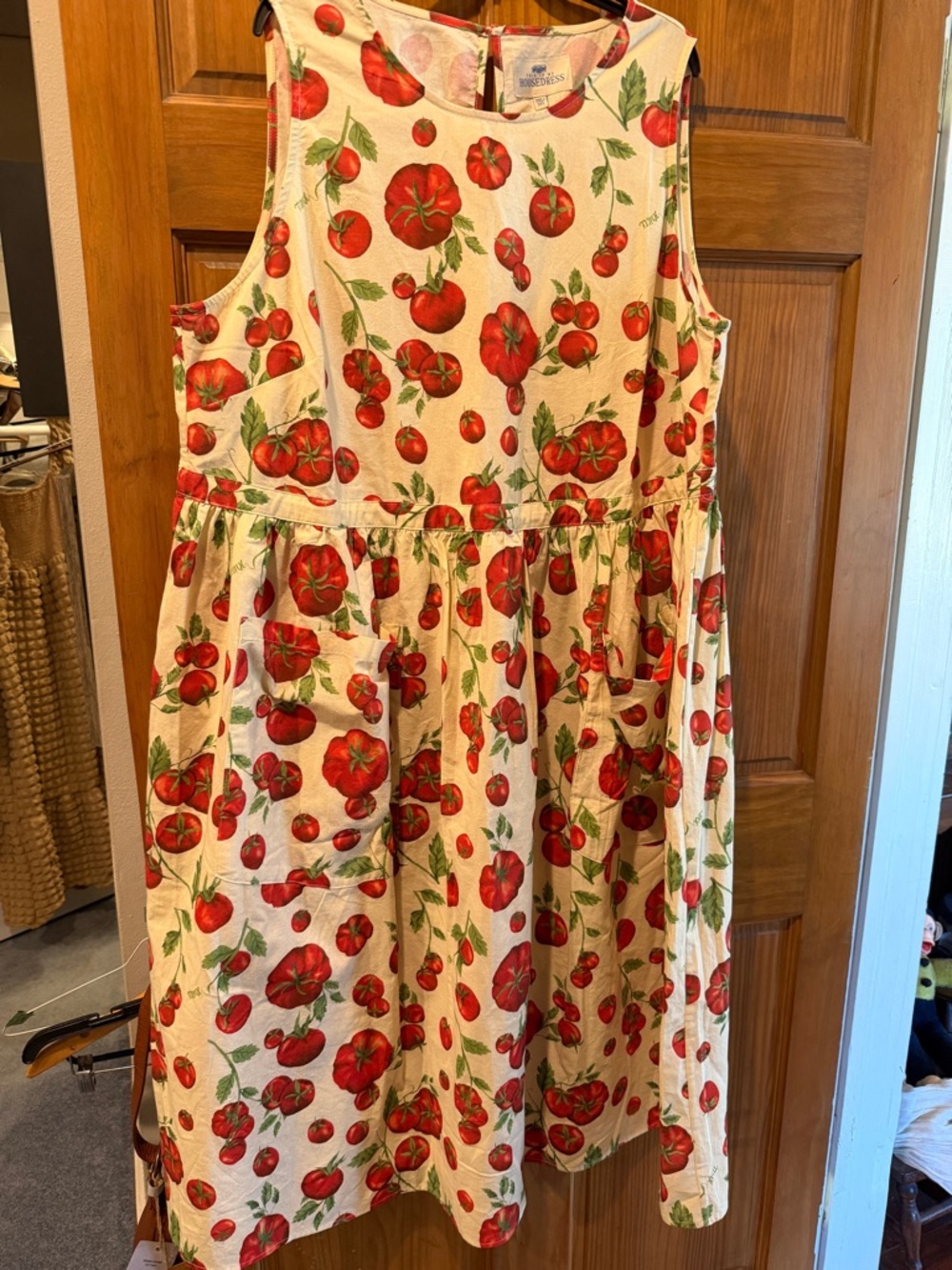 NWOT! This is My Houedress Tomato Print Cream Dress with Pockets